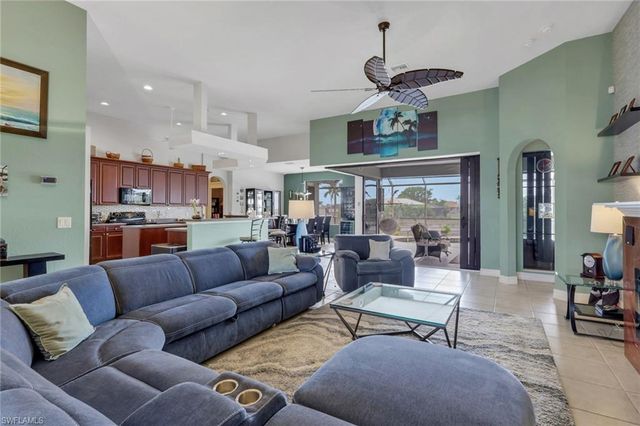 2102 NE 22nd AVE, Cape Coral, FL 33909