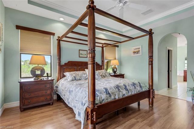 2102 NE 22nd AVE, Cape Coral, FL 33909