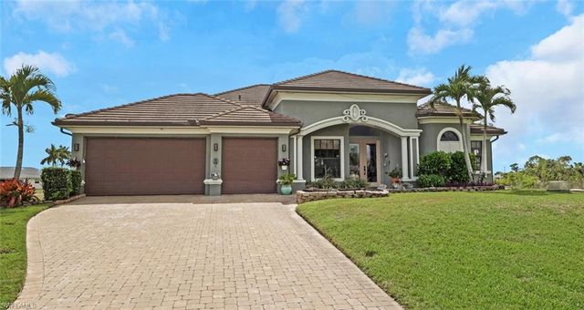 2102 NE 22nd AVE, Cape Coral, FL 33909