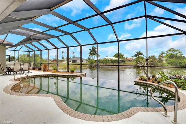 2102 NE 22nd AVE, Cape Coral, FL 33909