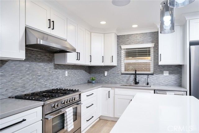 803 Carlet Street, La Verne, CA 91750