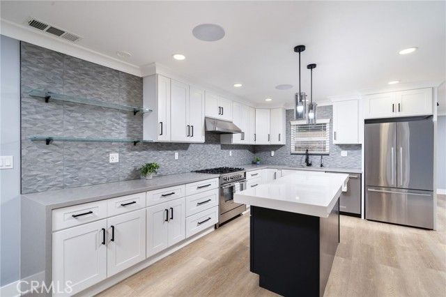 803 Carlet Street, La Verne, CA 91750