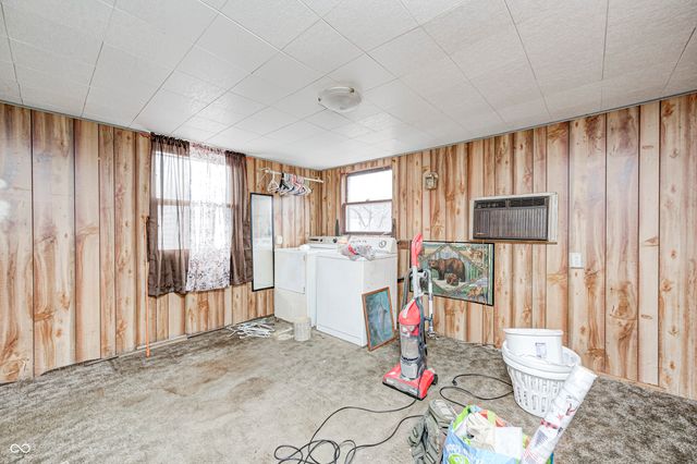 1734 S County Road 1050 E, Indianapolis, IN 46231