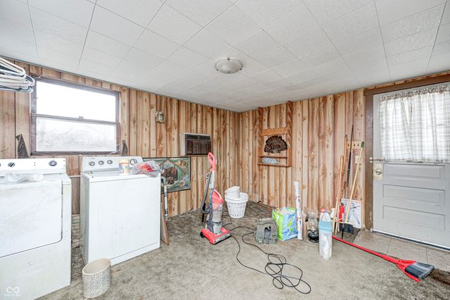 1734 S County Road 1050 E, Indianapolis, IN 46231