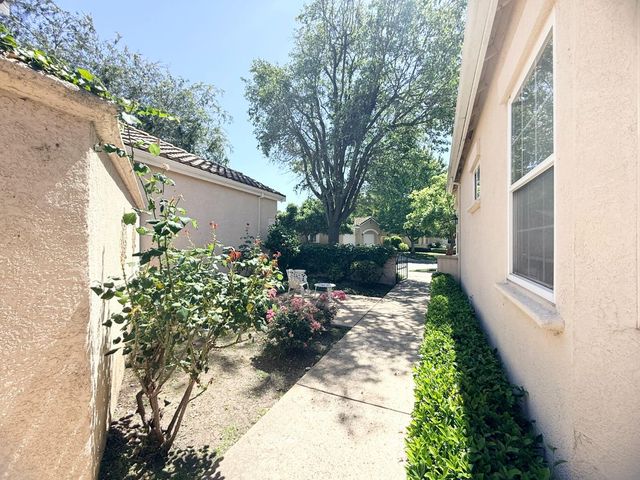 3825 Annandale Ct, Stockton, CA 95219