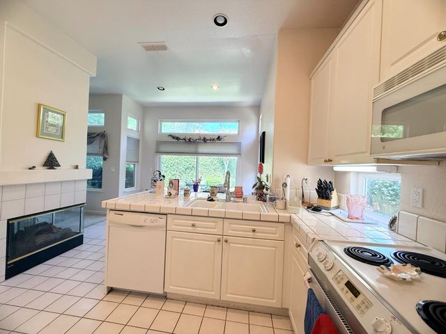 3825 Annandale Ct, Stockton, CA 95219