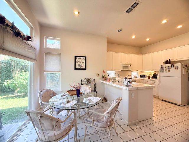 3825 Annandale Ct, Stockton, CA 95219