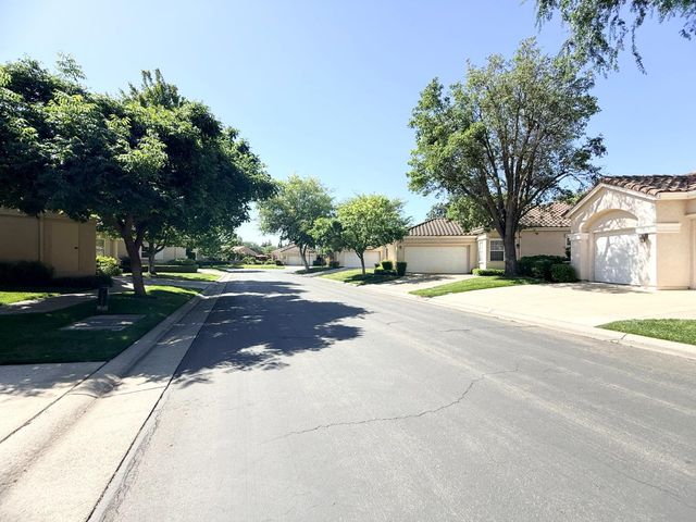 3825 Annandale Ct, Stockton, CA 95219