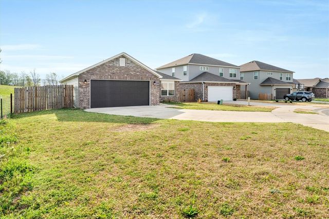 3491 Red Tail Way, Farmington, AR 72730