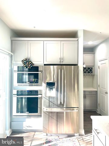 623 CLEAR BLUE LN, Pasadena, MD 21122