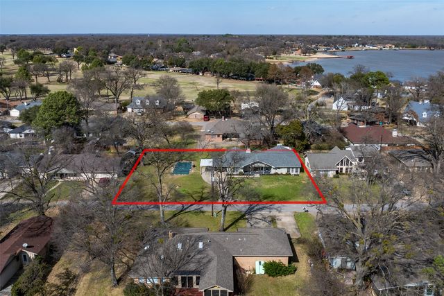 18460 Hickory Circle, Kemp, TX 75143