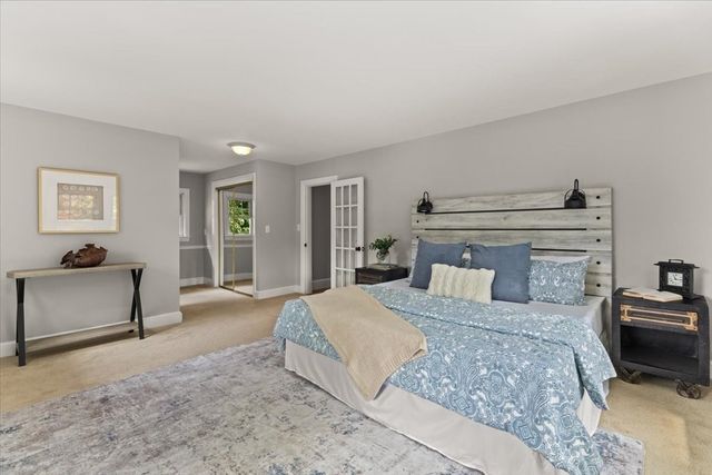 90 Silver St, Randolph, MA 02368