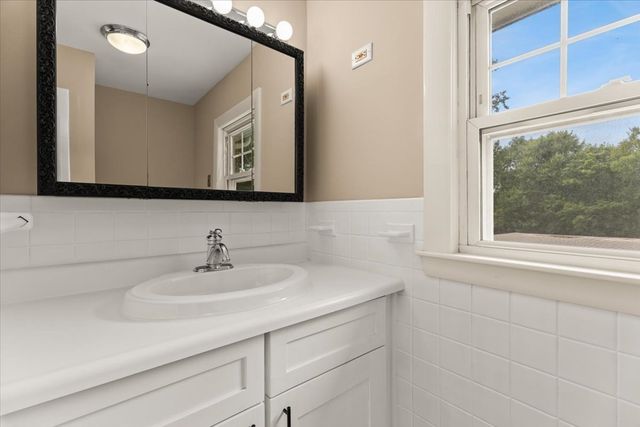 90 Silver St, Randolph, MA 02368