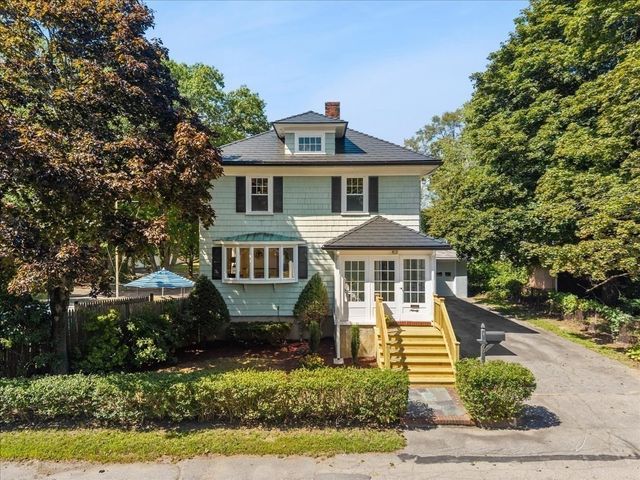 90 Silver St, Randolph, MA 02368
