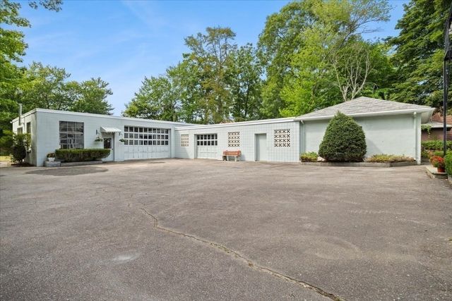 90 Silver St, Randolph, MA 02368