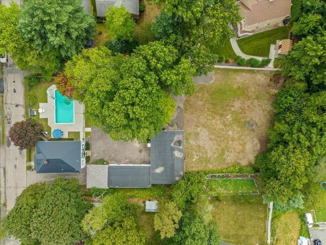 90 Silver St, Randolph, MA 02368