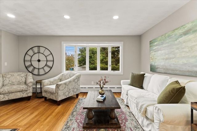 90 Silver St, Randolph, MA 02368