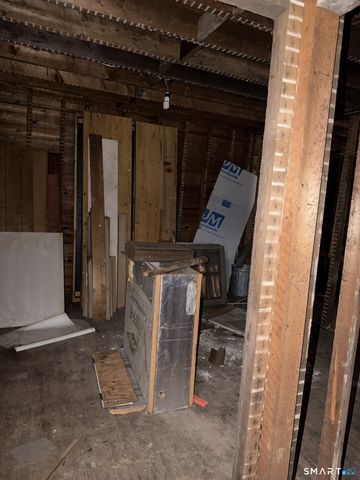 422 North Brooksvale Road, Cheshire, CT 06410