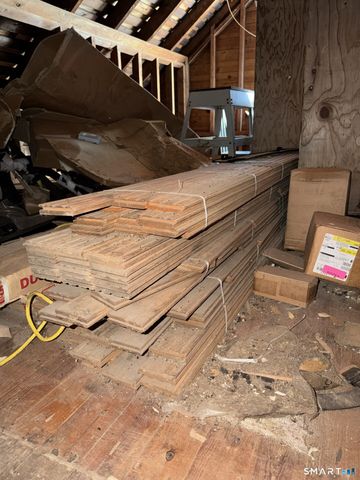 422 North Brooksvale Road, Cheshire, CT 06410