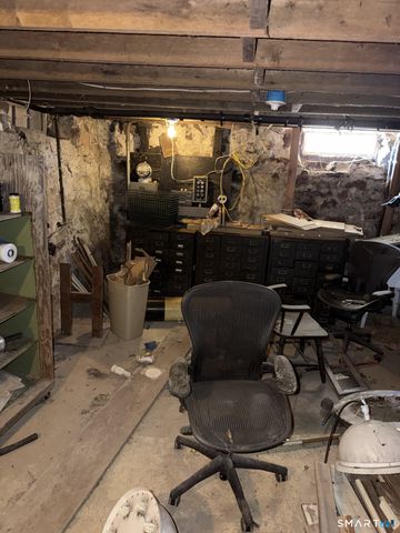 422 North Brooksvale Road, Cheshire, CT 06410