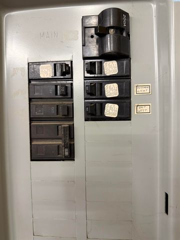 1107 W Yakima Street, Pasco, WA 99301