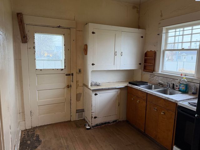 1107 W Yakima Street, Pasco, WA 99301