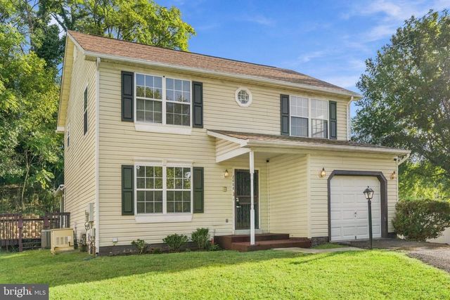 2004 CHITA CT, Temple Hills, MD 20748