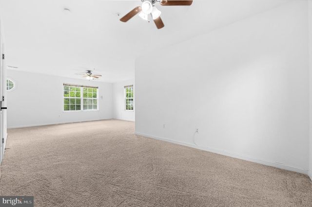 2004 CHITA CT, Temple Hills, MD 20748
