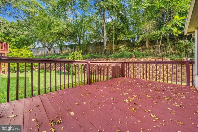 2004 CHITA CT, Temple Hills, MD 20748