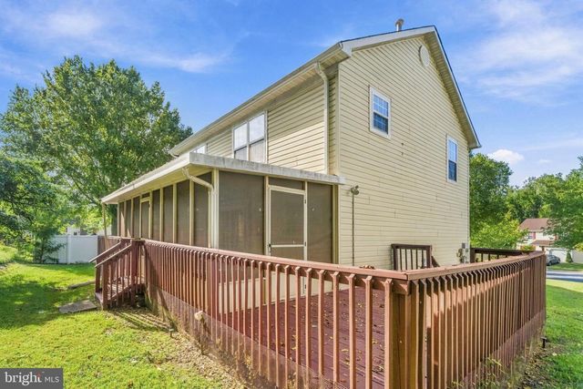 2004 CHITA CT, Temple Hills, MD 20748