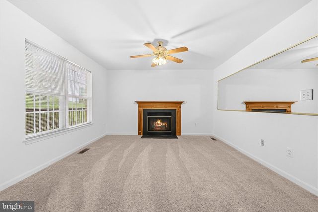 2004 CHITA CT, Temple Hills, MD 20748