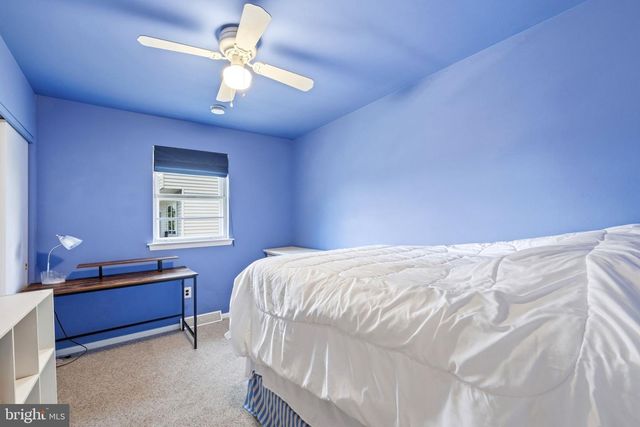 905 AMOSLAND RD, Morton, PA 19070
