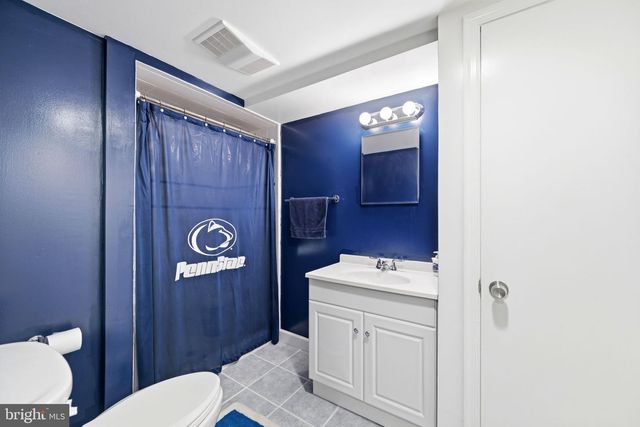 905 AMOSLAND RD, Morton, PA 19070