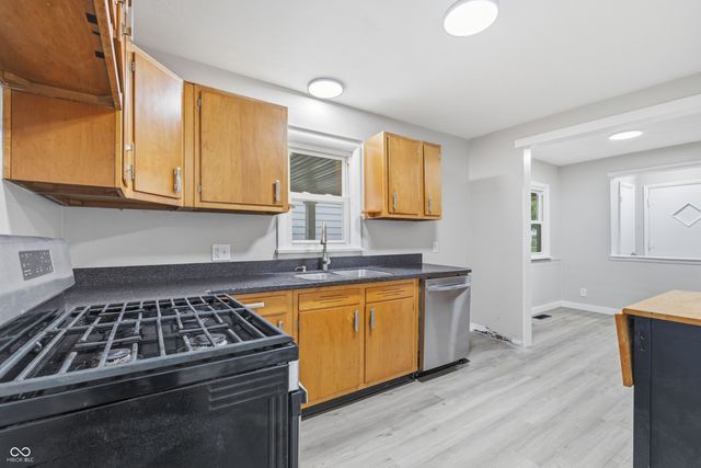 1039 Fairfax Street, Anderson, IN 46012