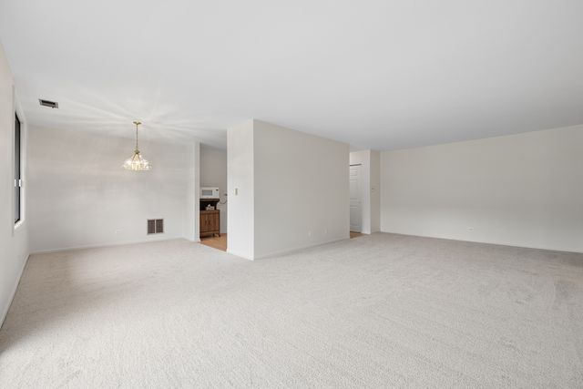 456 Raintree Court 2C, Glen Ellyn, IL 60137