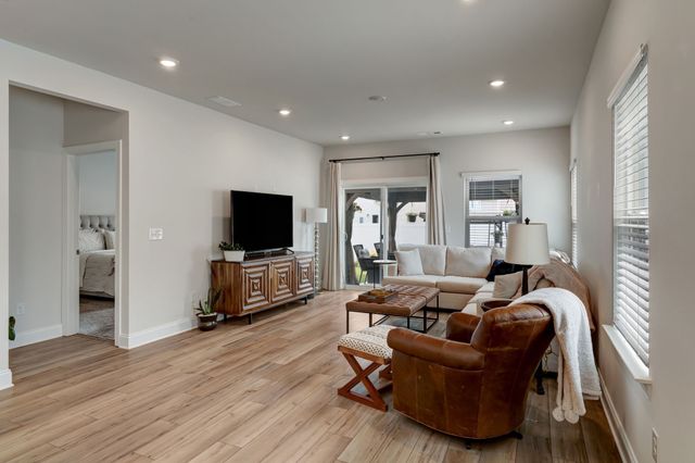 4325 Skyridge Dr, Nashville, TN 37207