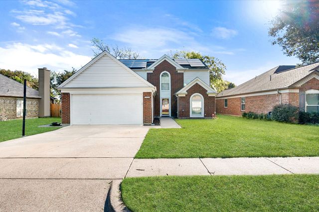 6716 Lyndale Drive, Watauga, TX 76148