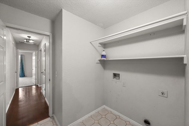 6716 Lyndale Drive, Watauga, TX 76148