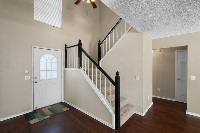 6716 Lyndale Drive, Watauga, TX 76148