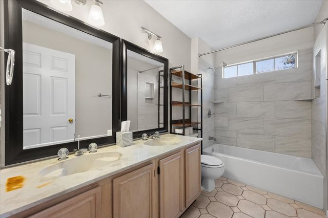 6716 Lyndale Drive, Watauga, TX 76148