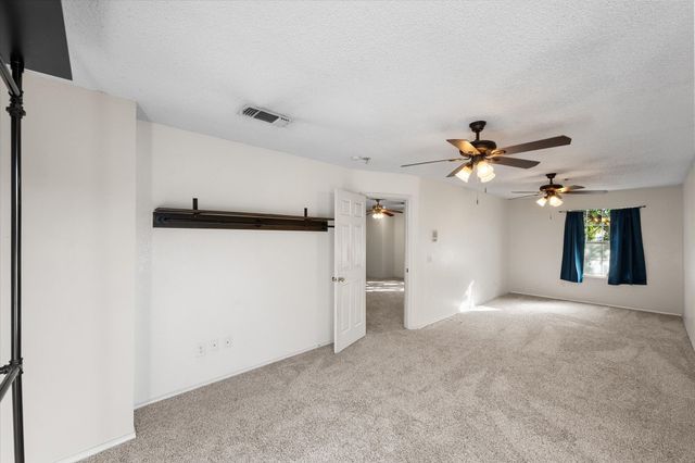 6716 Lyndale Drive, Watauga, TX 76148
