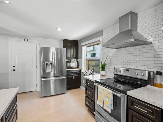 8507 Se 89TH Ave, Portland, OR 97266