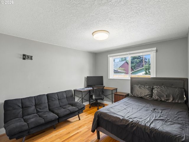 8507 Se 89TH Ave, Portland, OR 97266