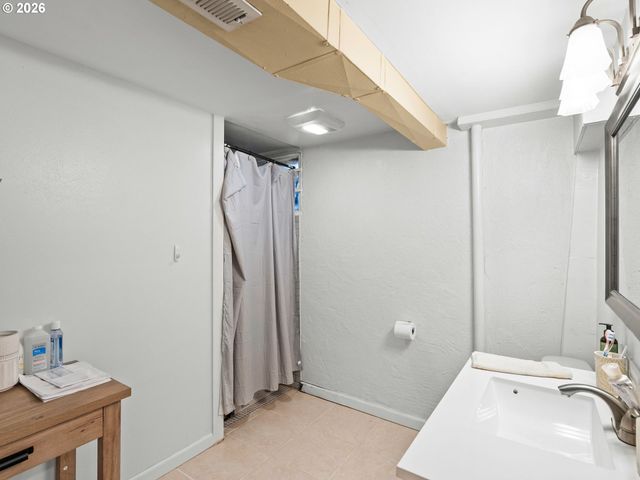 8507 Se 89TH Ave, Portland, OR 97266