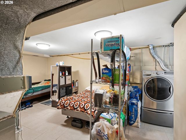 8507 Se 89TH Ave, Portland, OR 97266