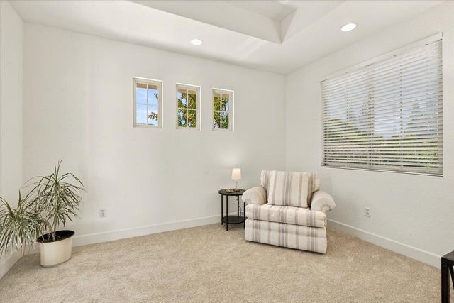 1472 Dapple Dawn Ln, Lincoln, CA 95648