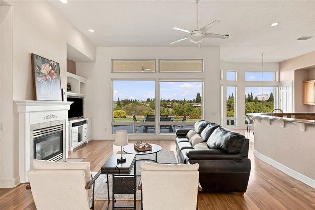 1472 Dapple Dawn Ln, Lincoln, CA 95648