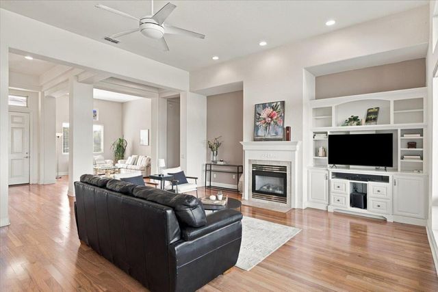1472 Dapple Dawn Ln, Lincoln, CA 95648