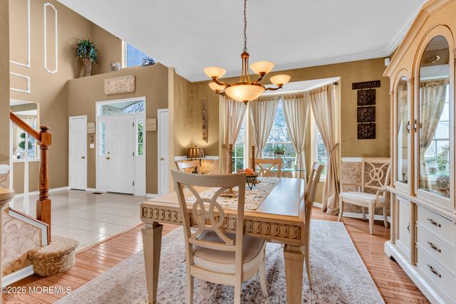 4 Rutgers Way, Freehold, NJ 07728