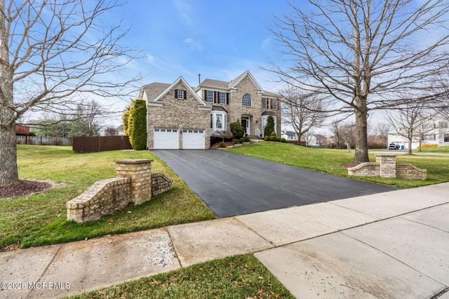 4 Rutgers Way, Freehold, NJ 07728